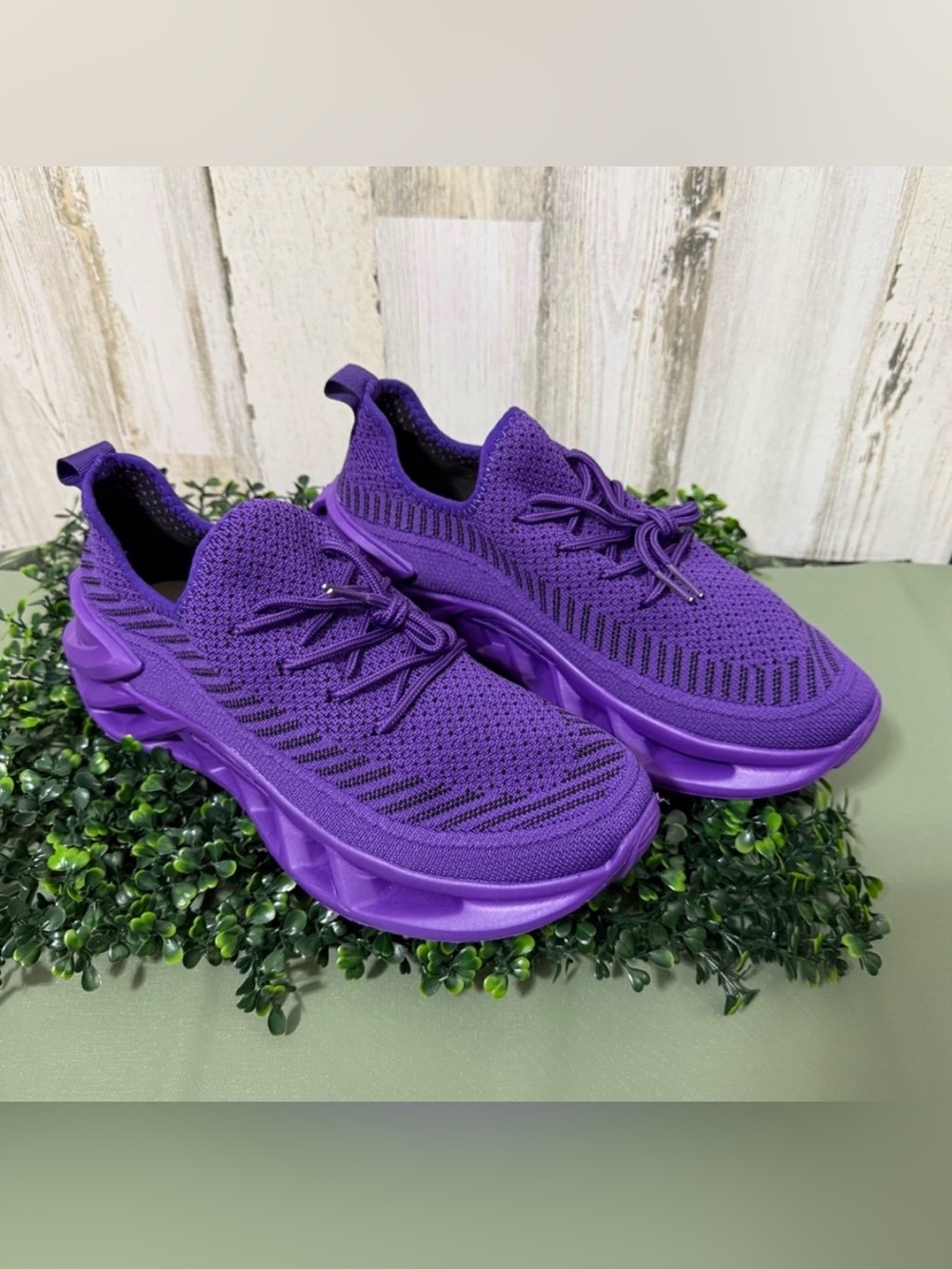 Purple Tennis Shoes Lace-Up Athletic Sneakers for Women New Without tag